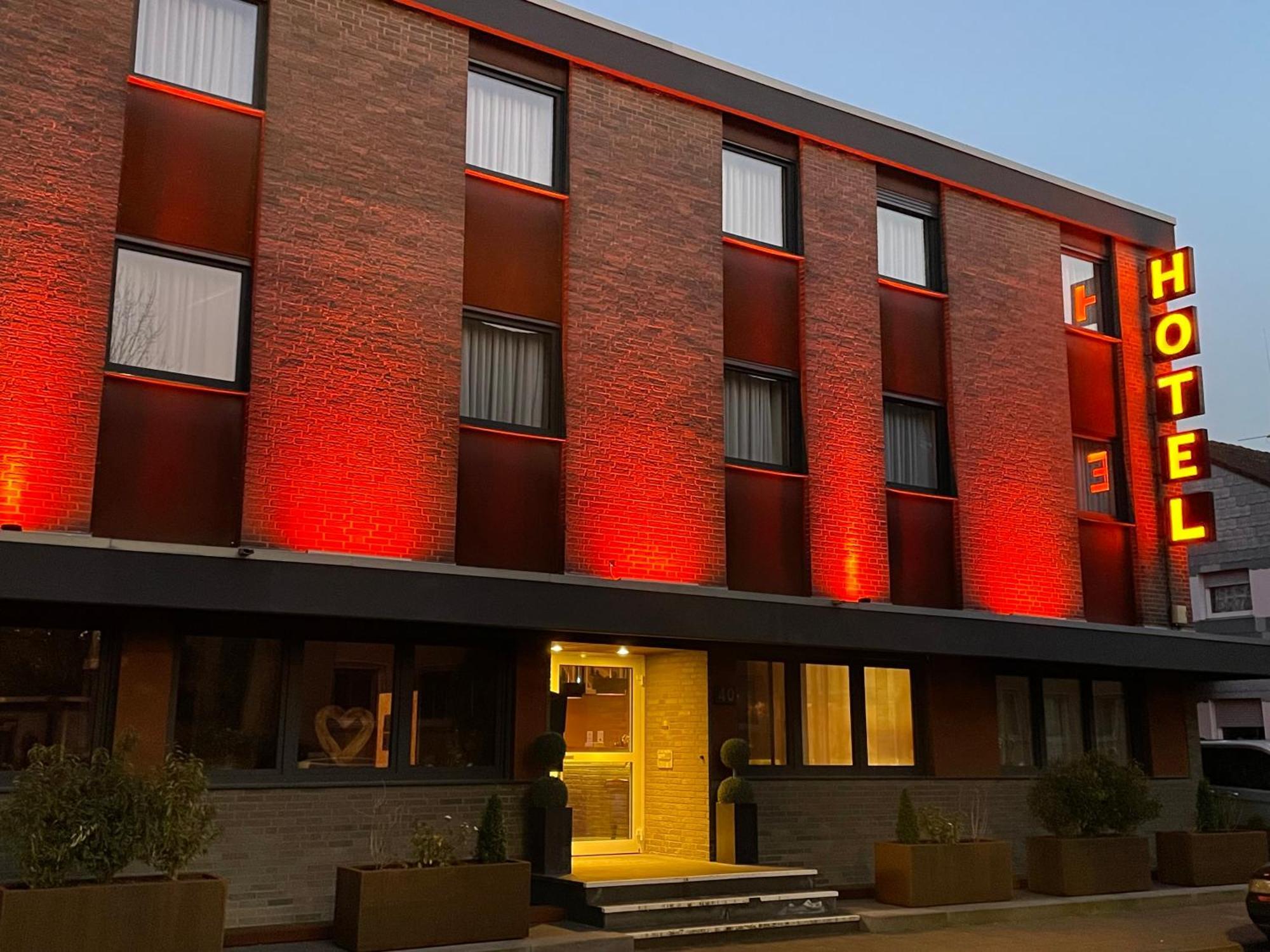 Hotel Stadt Grevenbroich Mit Klimaanlage Экстерьер фото