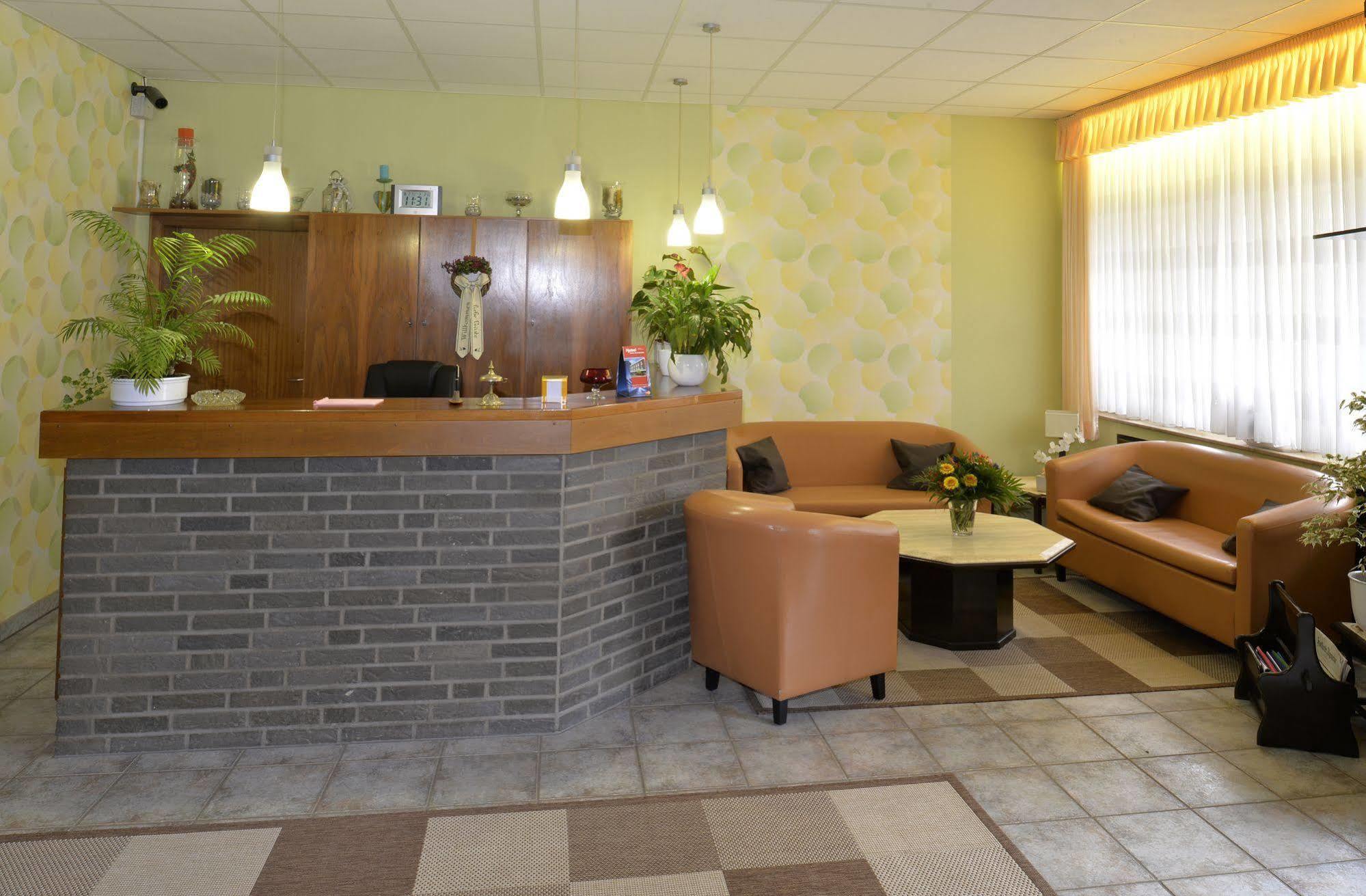 Hotel Stadt Grevenbroich Mit Klimaanlage Экстерьер фото